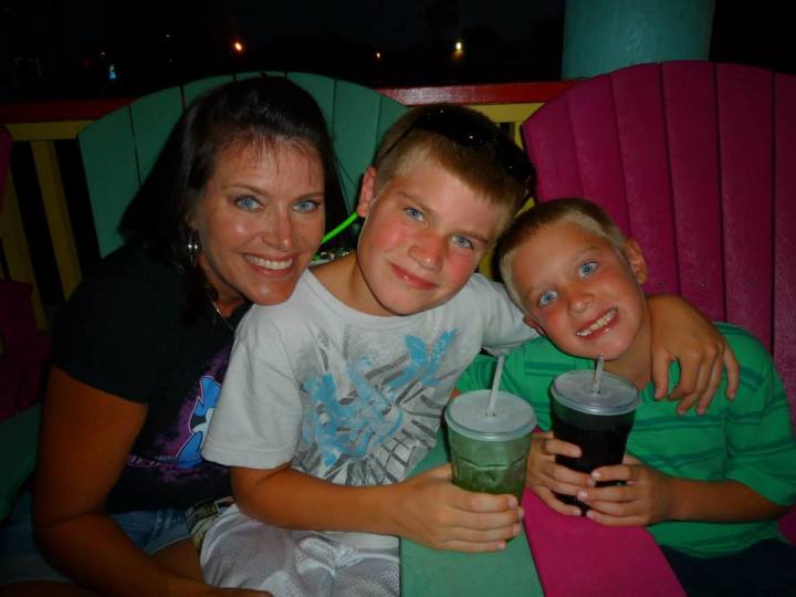 Gulf Shores Threesome